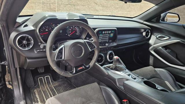 Photo of 2018 Black Chevrolet Camaro