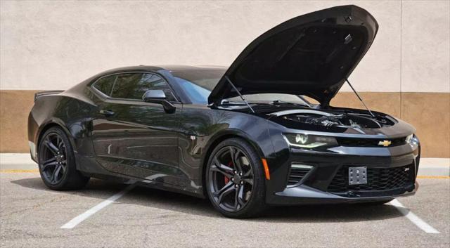Photo of 2018 Black Chevrolet Camaro