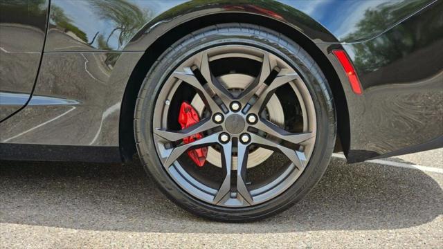 Photo of 2018 Black Chevrolet Camaro
