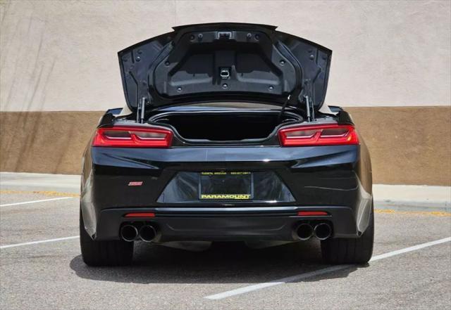 Photo of 2018 Black Chevrolet Camaro