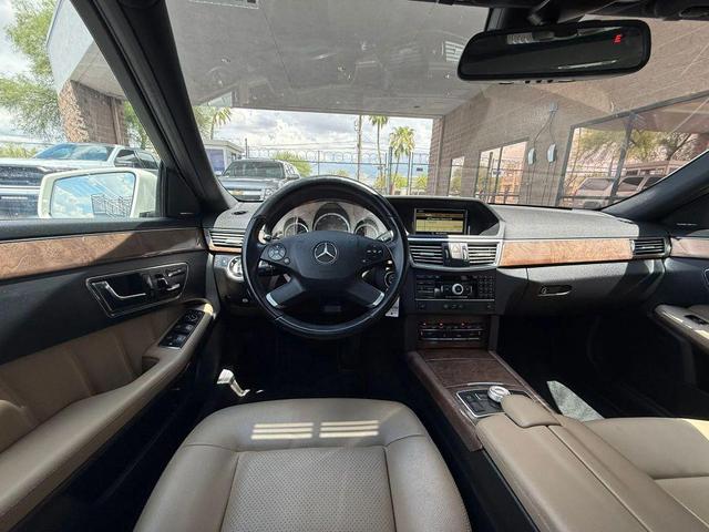 Photo of 2011 White Mercedes-Benz E-Class