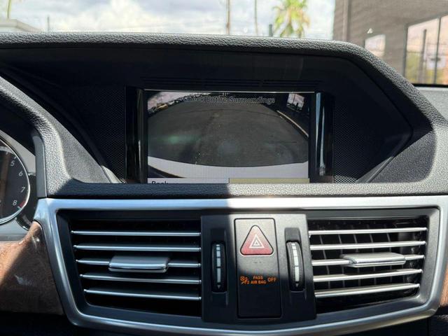 Photo of 2011 White Mercedes-Benz E-Class