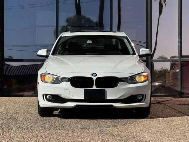 Photo of 2015 White BMW 320