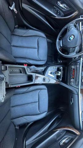 Photo of 2015 White BMW 320