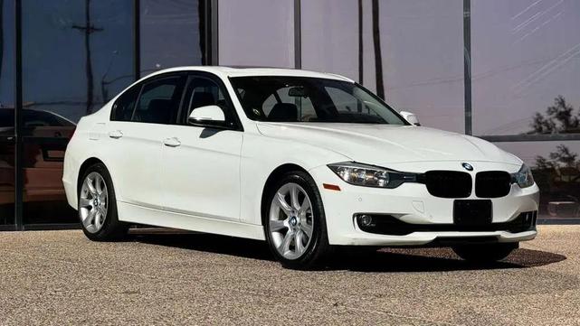 Photo of 2015 White BMW 320