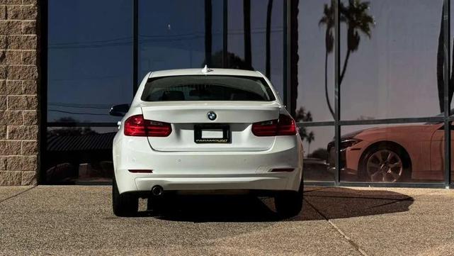 Photo of 2015 White BMW 320