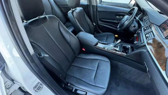 Photo of 2015 White BMW 320