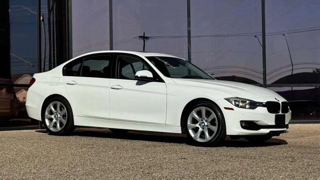 Photo of 2015 White BMW 320