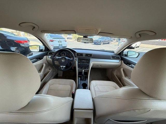 Photo of 2015 Candy White Volkswagen Passat