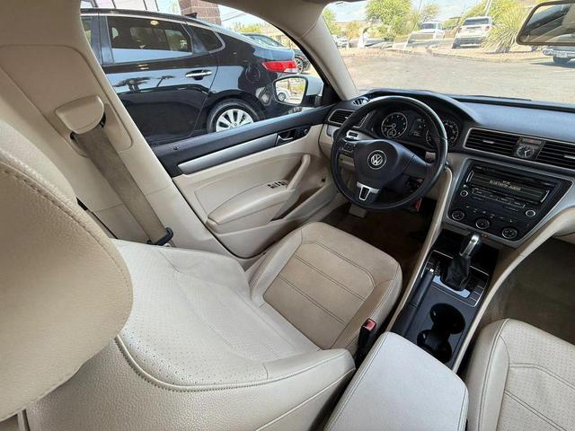 Photo of 2015 Candy White Volkswagen Passat