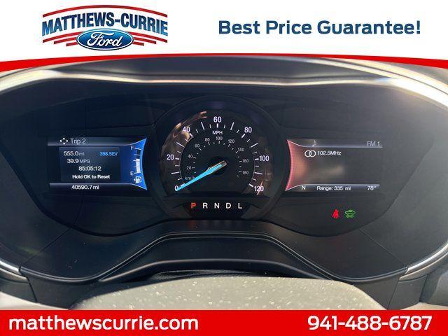 Photo of 2019 White Gold Ford Fusion Hybrid