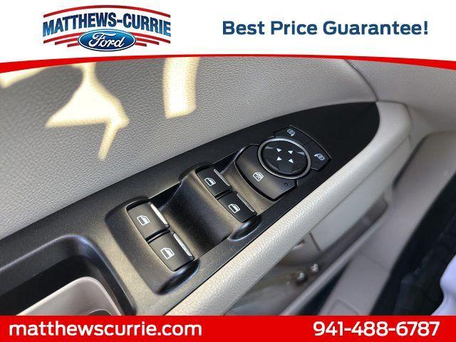 Photo of 2019 White Gold Ford Fusion Hybrid