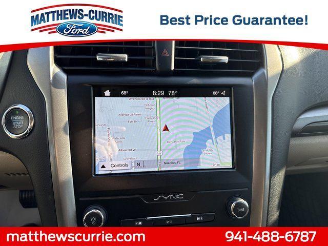 Photo of 2019 White Gold Ford Fusion Hybrid