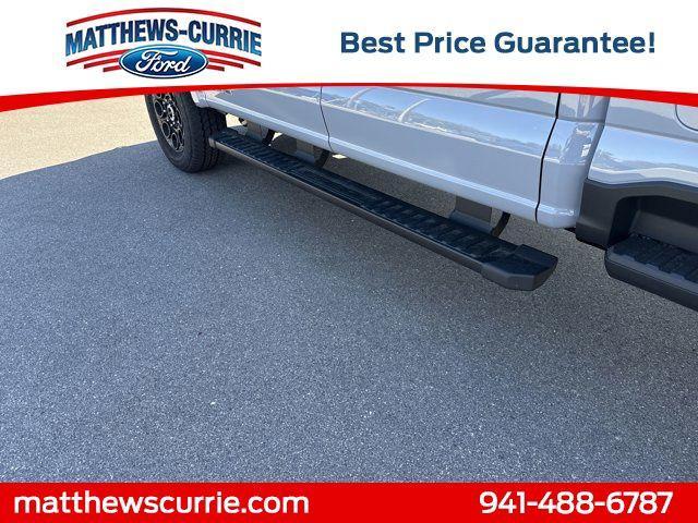 Photo of 2025 Glacier Gray Metallic Tri-Coat Ford F-250