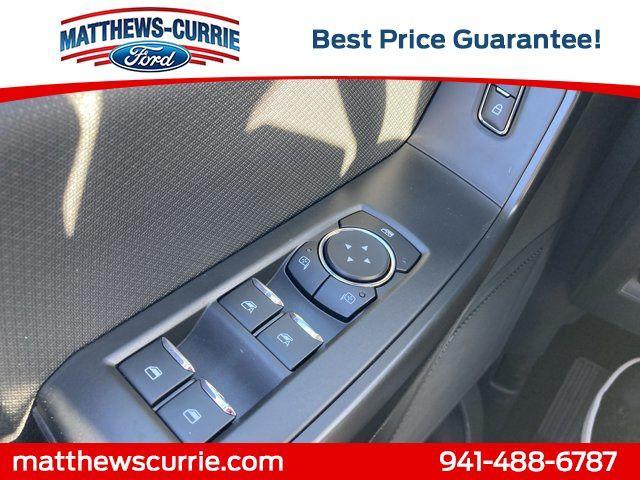 Photo of 2025 Oxford White Ford F-150