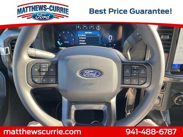 Photo of 2025 Oxford White Ford F-150