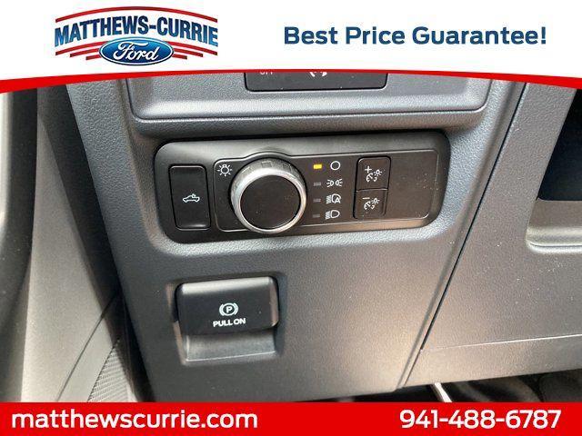 Photo of 2025 Oxford White Ford F-150