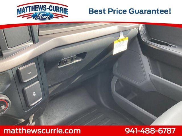 Photo of 2025 Oxford White Ford F-150