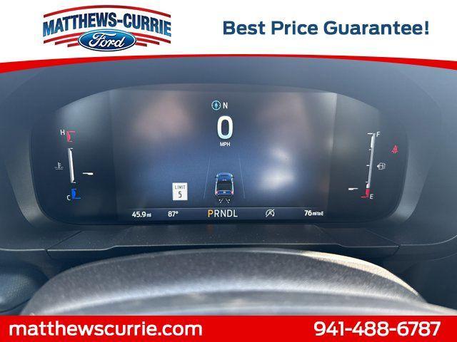 Photo of 2025 Oxford White Ford Maverick
