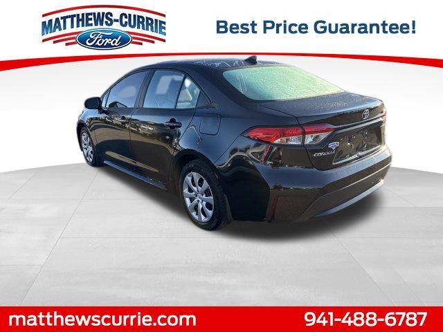 Photo of 2021 Black Sand Pearl Toyota Corolla