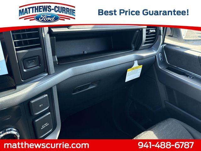 Photo of 2025 Oxford White Ford F-150