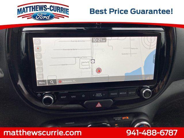 Photo of 2023 Surf Blue w/Black Roof Kia Soul