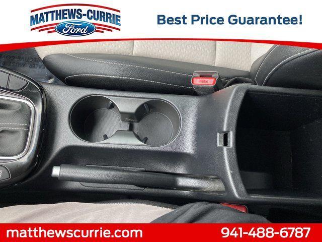 Photo of 2023 Surf Blue w/Black Roof Kia Soul