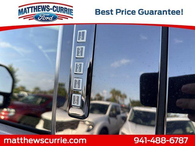 Photo of 2021 Agate Black Metallic Ford F-250