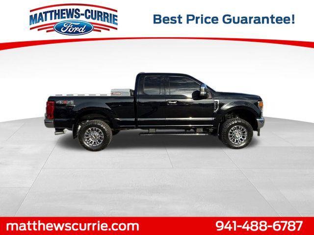 Photo of 2021 Agate Black Metallic Ford F-250