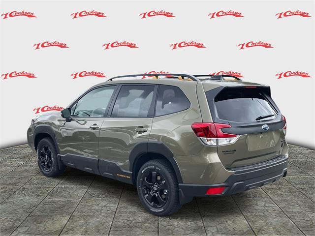 Photo of 2025 Autumn Green Metallic Subaru Forester