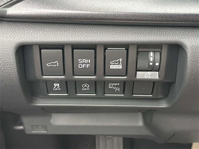 Photo of 2025 Autumn Green Metallic Subaru Forester
