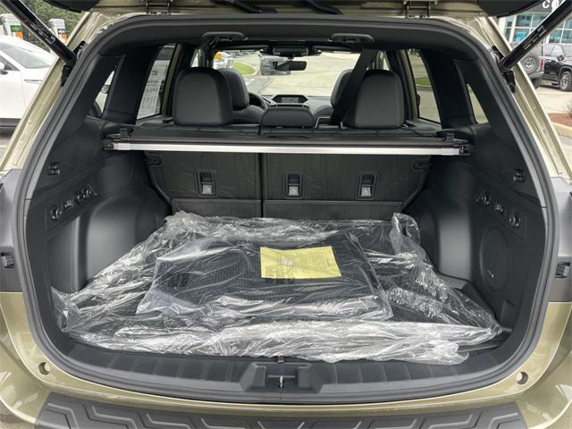 Photo of 2025 Autumn Green Metallic Subaru Forester