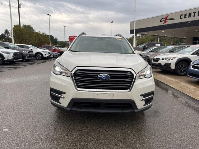 Photo of 2022 Crystal White Pearl Subaru Ascent