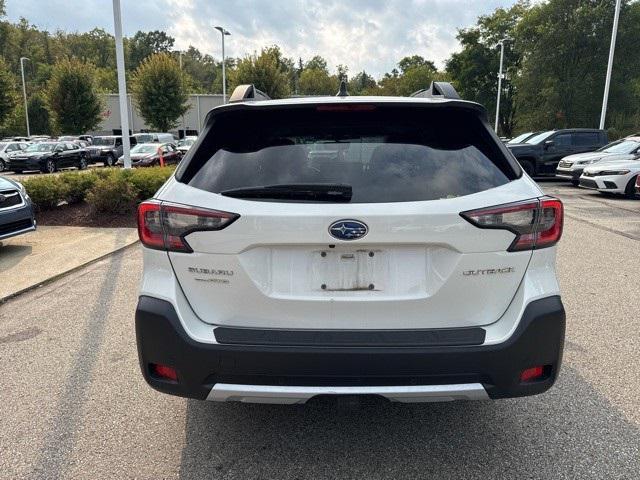 Photo of 2023 Crystal White Pearl Subaru Outback