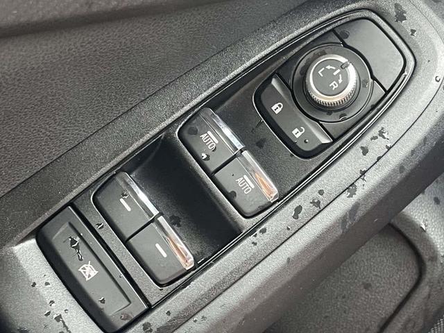 Photo of 2024 Crystal Black Silica Subaru Crosstrek