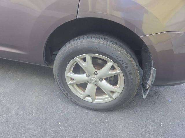 Photo of 2008 Pewter Nissan Rogue