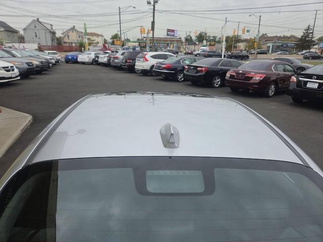 Photo of 2013 Silver Moon Acura ILX