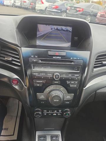 Photo of 2013 Silver Moon Acura ILX