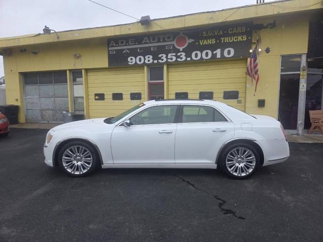 Photo of 2012 Bright White Clearcoat Chrysler 300
