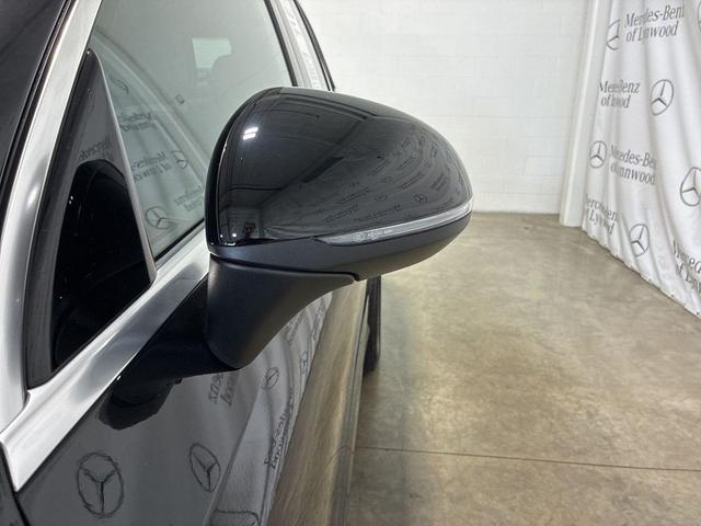 Photo of 2025 Black Mercedes-Benz GLC 300