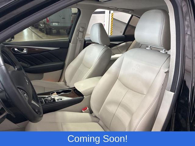 Photo of 2014 Black Obsidian INFINITI Q50