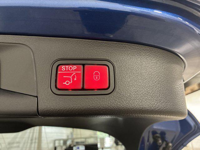 Photo of 2025 Starling Blue Metallic Mercedes-Benz GLA 250