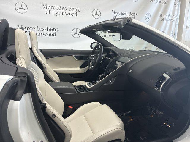 Photo of 2023 Fuji White Jaguar F-TYPE