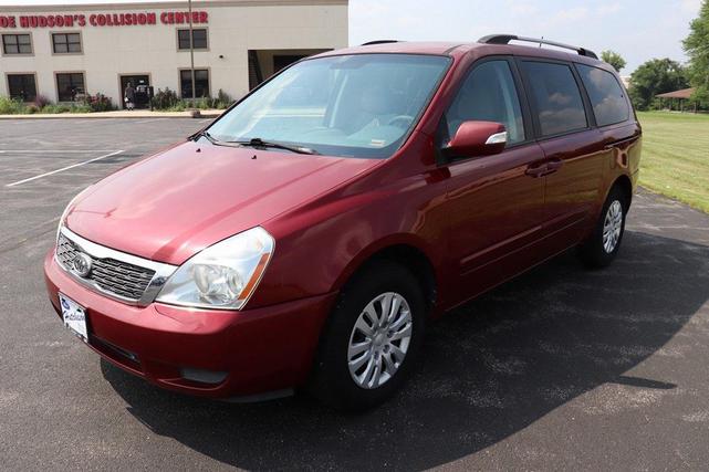 Photo of 2011 Claret Red Kia Sedona
