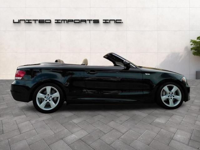 Photo of 2010 Black BMW 135