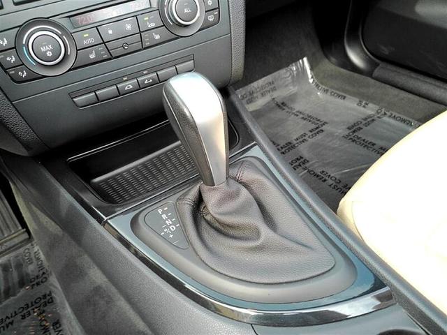Photo of 2010 Black BMW 135