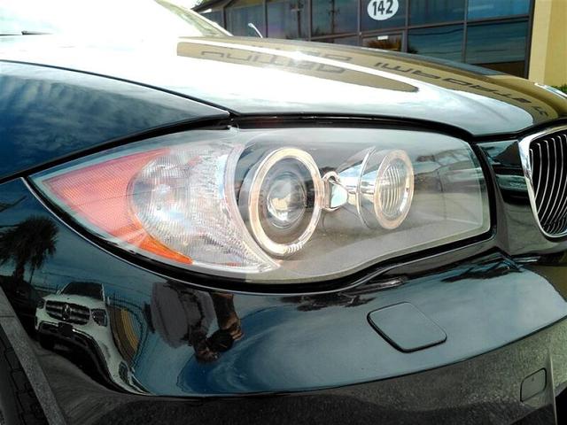 Photo of 2010 Black BMW 135