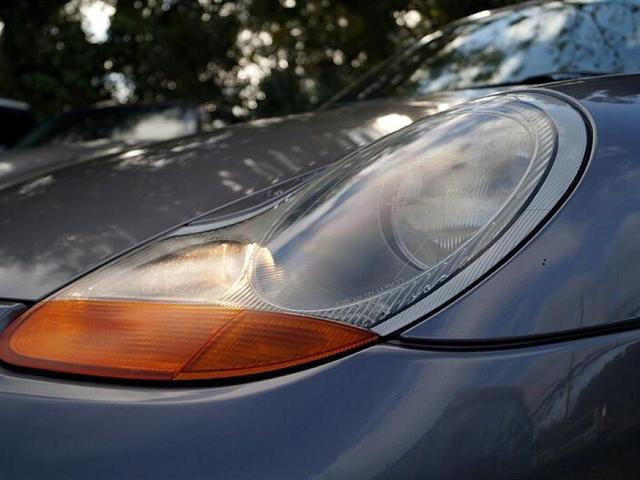 Photo of 2002 Gray Porsche Boxster