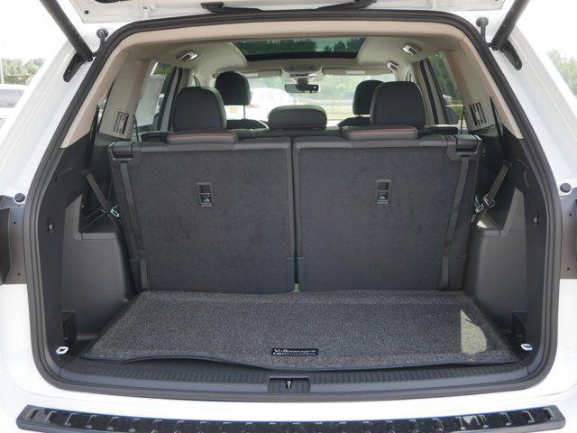 Photo of 2025 Pure White Volkswagen Atlas