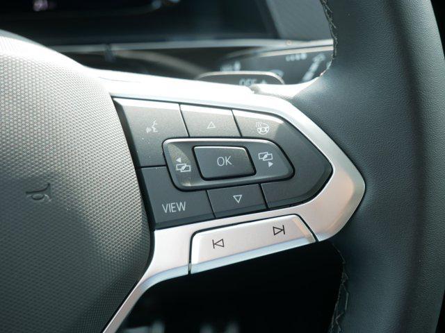 Photo of 2025 Pure White Volkswagen Atlas